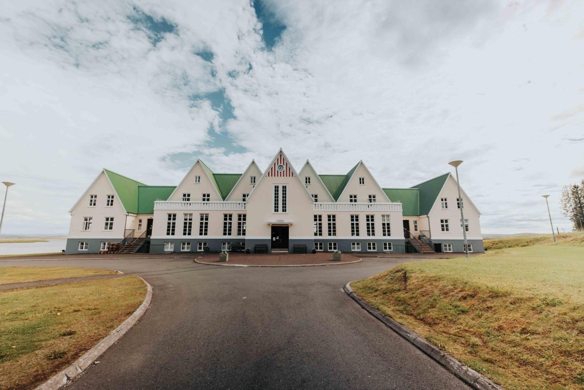 Héradsskólinn Historic Guesthouse Laugarvatn Exterior foto